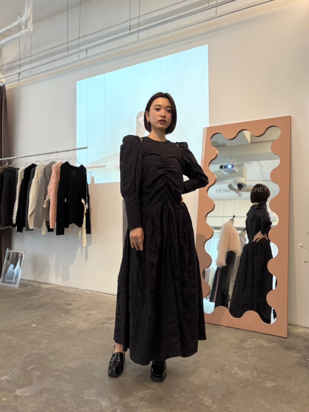 HONEY MI HONEY｜ショルダーカットオフギャザー ロングワンピース